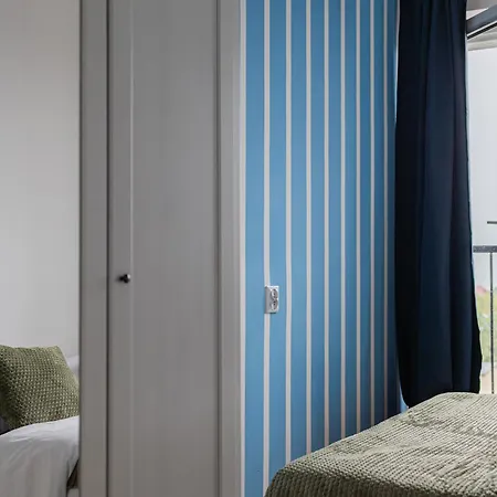 Apartament Chill - Budżetowy Komfort Z Widokiem Na Morze